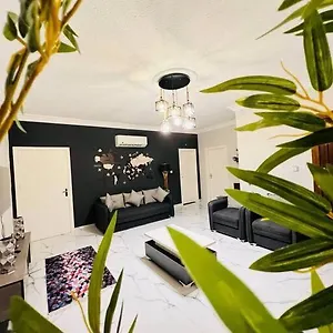 https://apt-luxury-4-bedrooms.hotelsaqaba.com